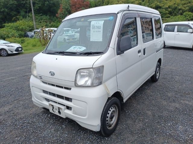 5760 Daihatsu Hijet van S321V 2013 г. (LUM Kobe Nyusatsu)